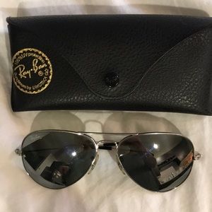 Ray ban silver mirrored aviator